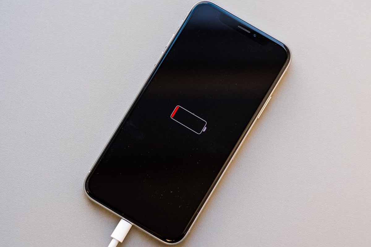 تخلیه سریع باتری های آیفون